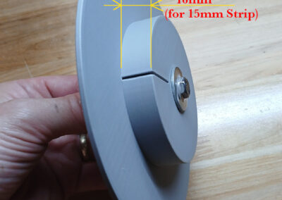 158 x 84mm spool for 0.1-0.3mm x 15mm strip wire side front view with bolt